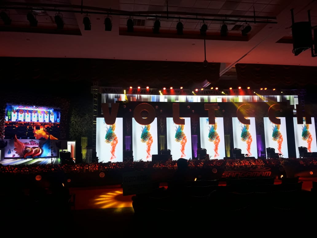 Executive Stage Lounge